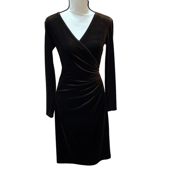 Tadashi Shoji Velvet Brown Ruched Wrap Dress Long Sleeve Stretchy Midi XS‎